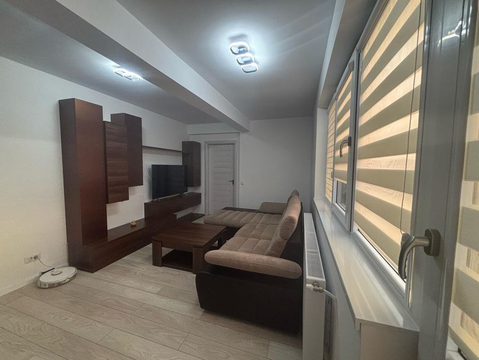 Apartament cu parcare în Apărătorii Patriei_de vânzare