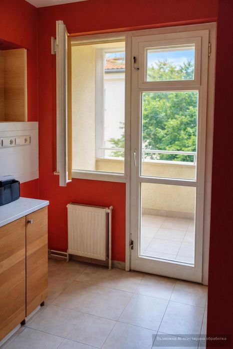 Тристаен за продажба в ж.к Банишора