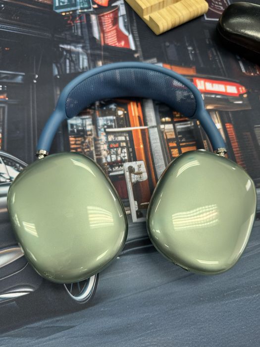 Продам Airpods Max