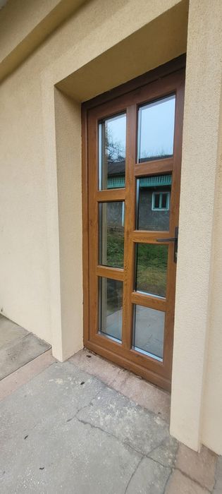 Casa din caramida, la 10 km de Onesti.