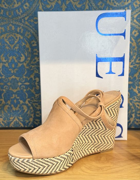 Дамски сандали на платформа GUESS summer 01