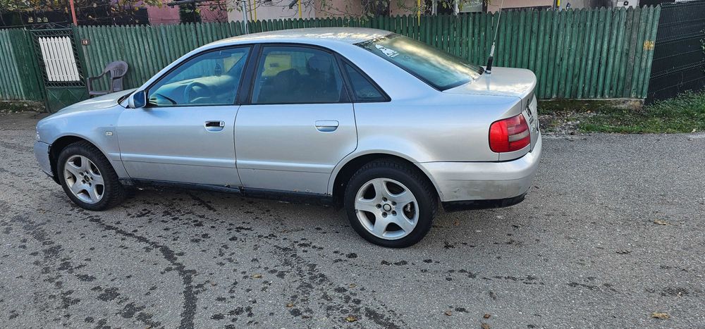 AUDI A4 2000 — imagine 5