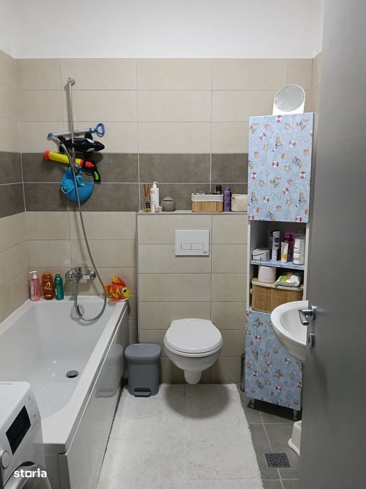 Apartament 3 camere sector 6 direct propietar