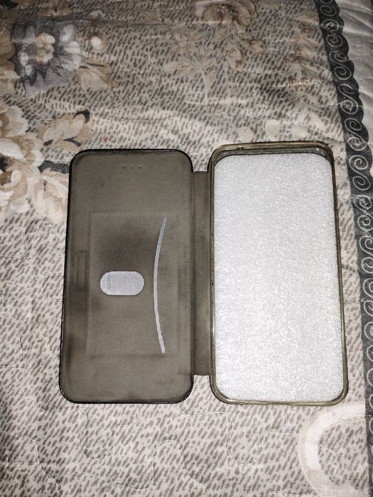 Продам чехол-книжку