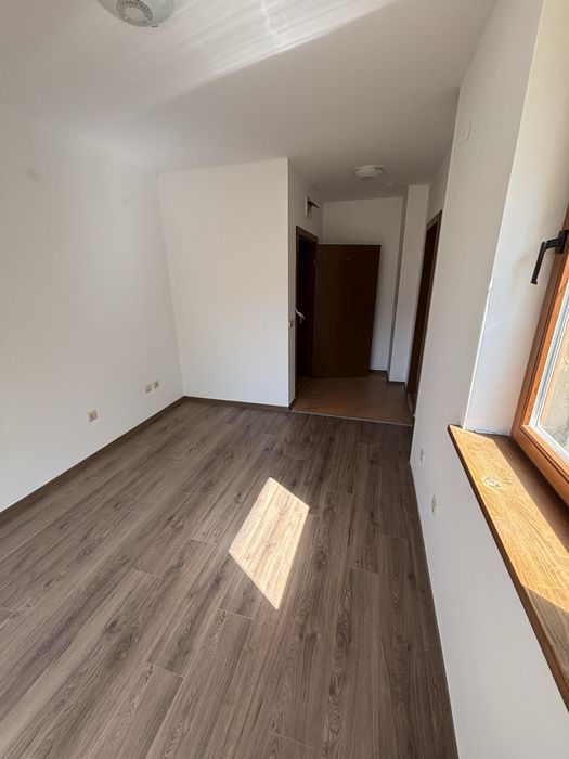 Студио в жилищна сграда