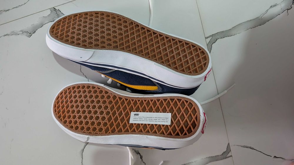 Продаю Кеды Vans