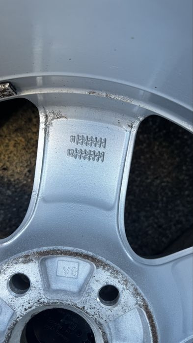 Фолцваген тигуан джанти 17'' 5х112 със зимни гуми