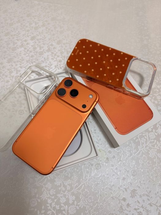 iphone 17 pro Portocaliu