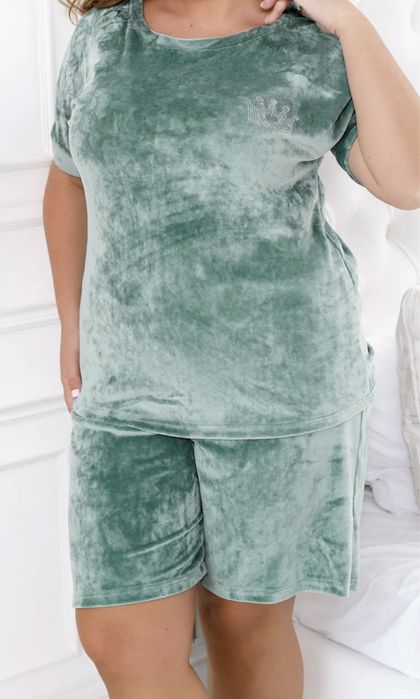 Разпродажба! Дамски комплекти