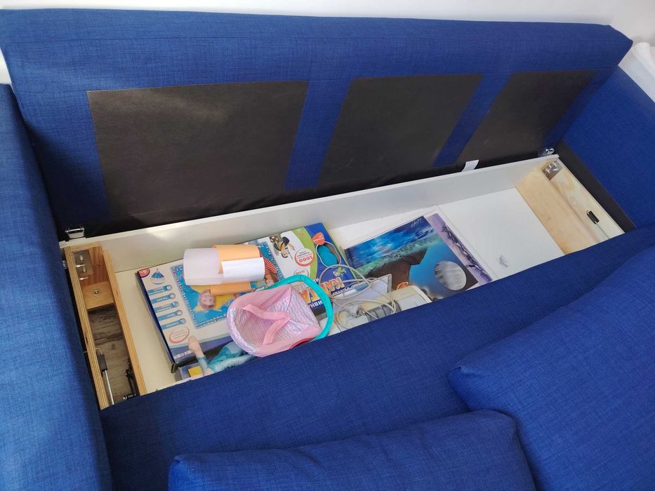 Диван ИКЕА триместен - модел FRIHETEN