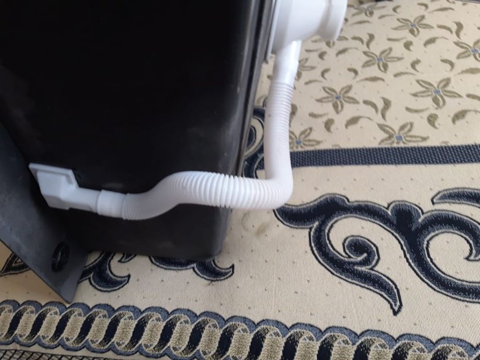 Продам раковину  на кухню