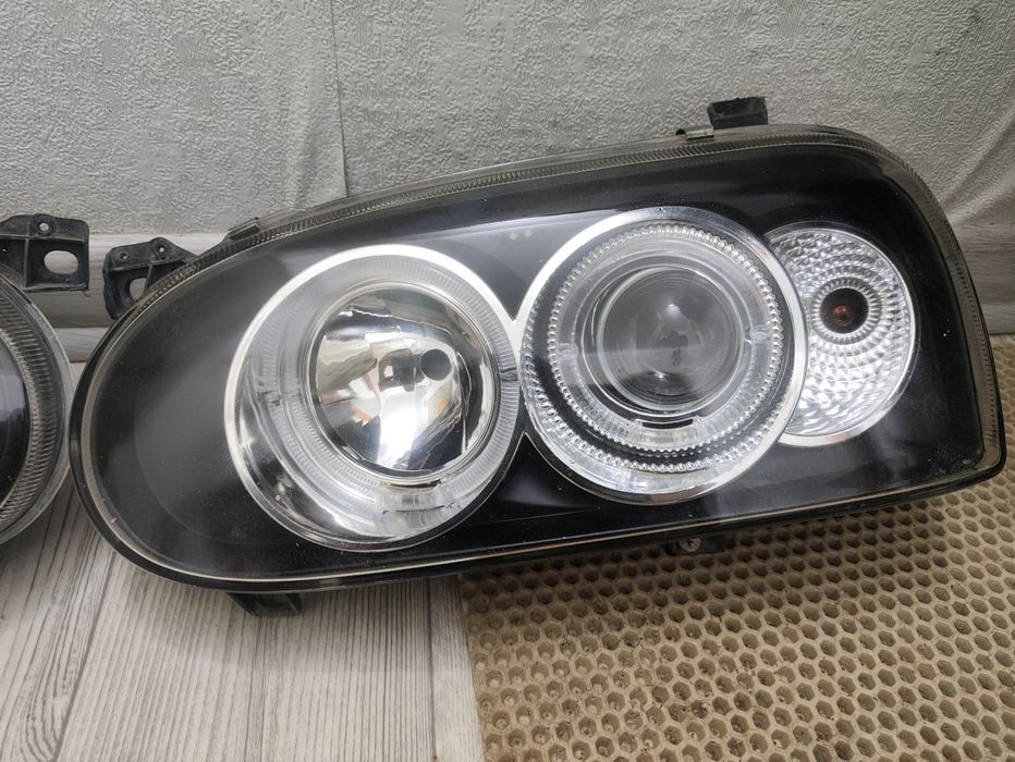 Продам фары на гольф 3