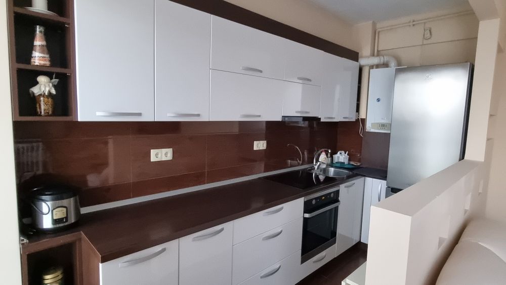 Închiriez apartament Sibiu  zona Turnisor, etaj 2 , loc  de parcare propriu