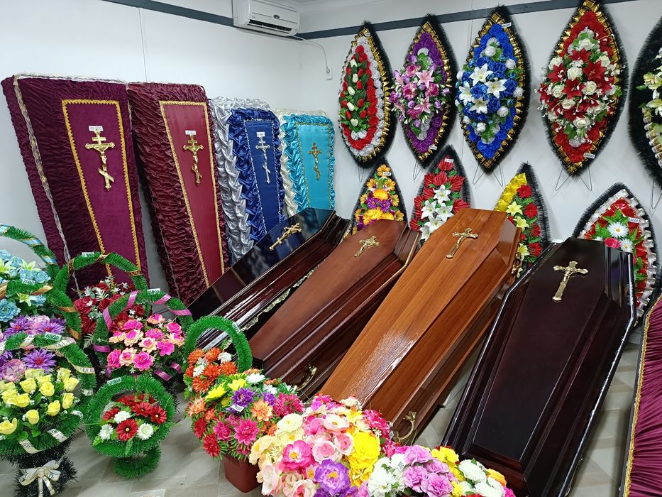 Услуги катафалка Ритуальные услуги