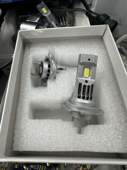 Becuri led canbus H7 H1 H11 H8 H4 H15 -99 lei D1S D2S D3S D5S  -180lei