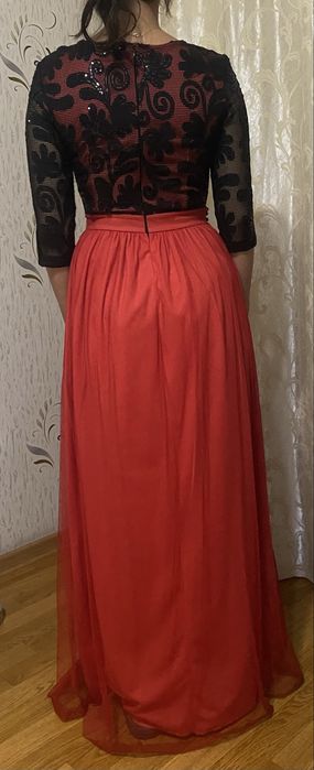 Продам нарядное платье