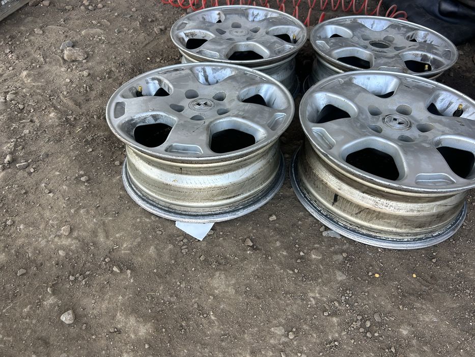 Продаю диски audi R15