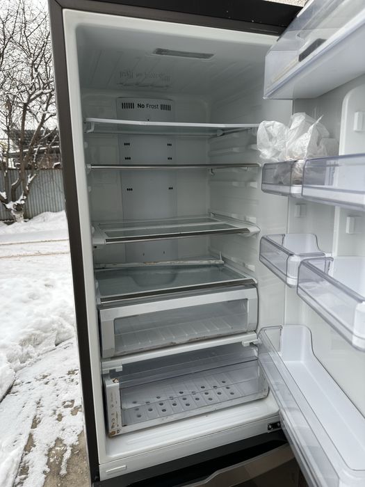 Продам холодильник