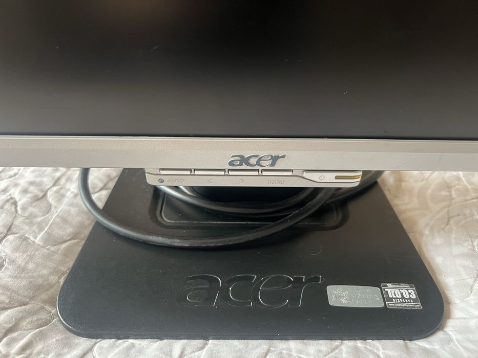 Монитор acer 40 см