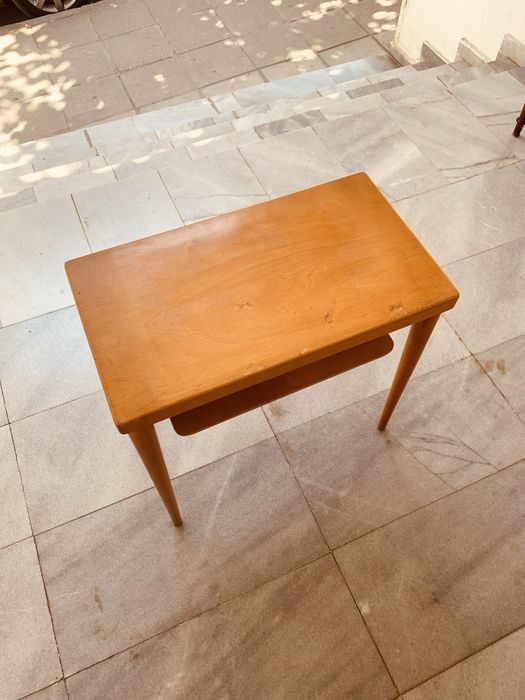 Шведска винтидж масичка – Scandinavian Modern (50-те години)