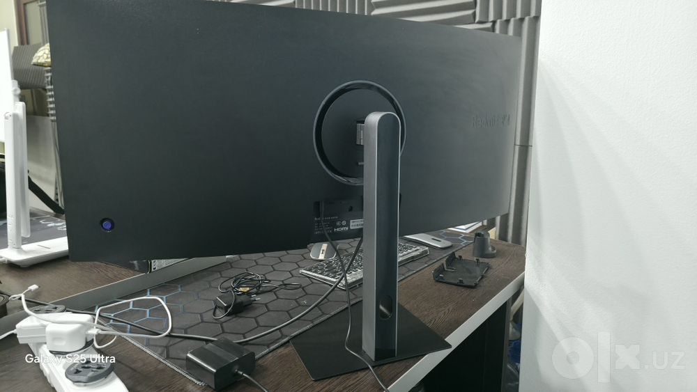 Redmi 34 talik monitor