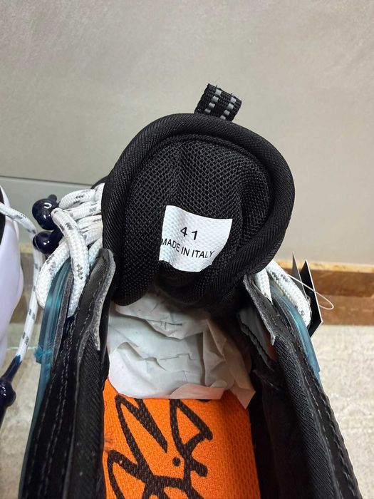 START VARA!!! Versace Chain Reaction Blue