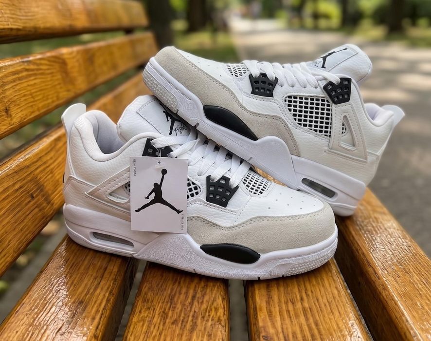 Adidasi Jordan 4 Retro Crem Military Unisex
