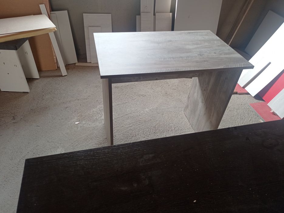 Письменный столик