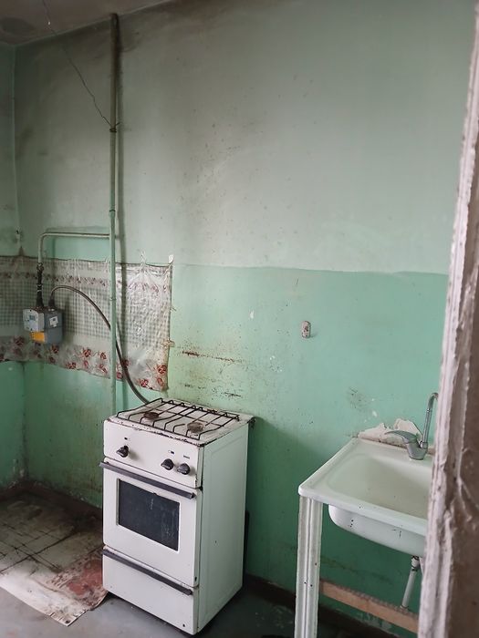 БАМда 5 хонали7- каватда квартира