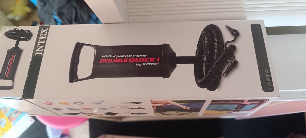 Ръчна помпа за надуваеми играчки