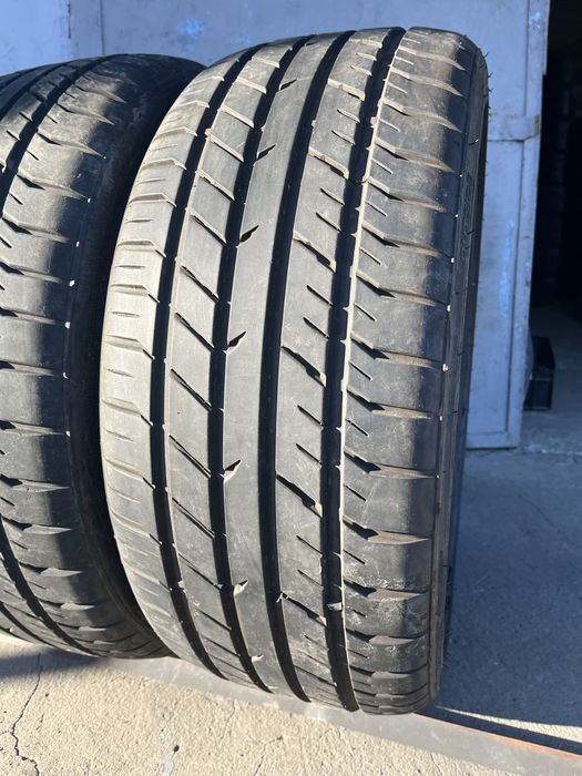 2 бр. летну гуми 255/35/21 Bearway DOT 4324 7 mm