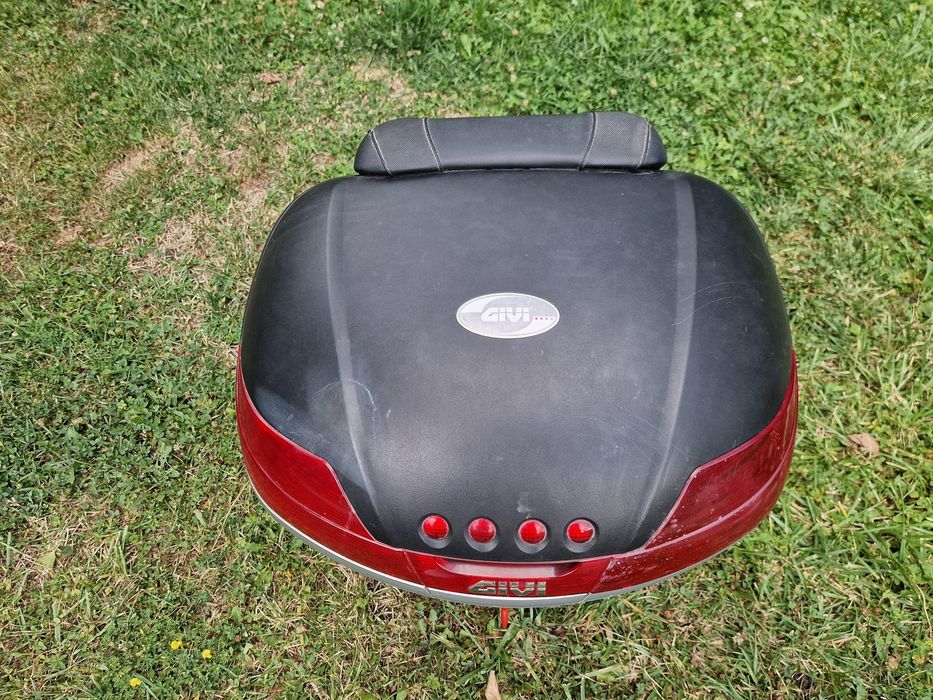 Topcase Givi, cutie moto Givi