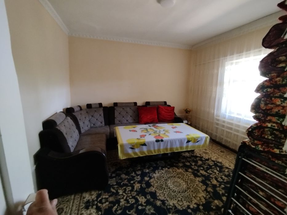 Uy sotiladi sharoitlari yahshi