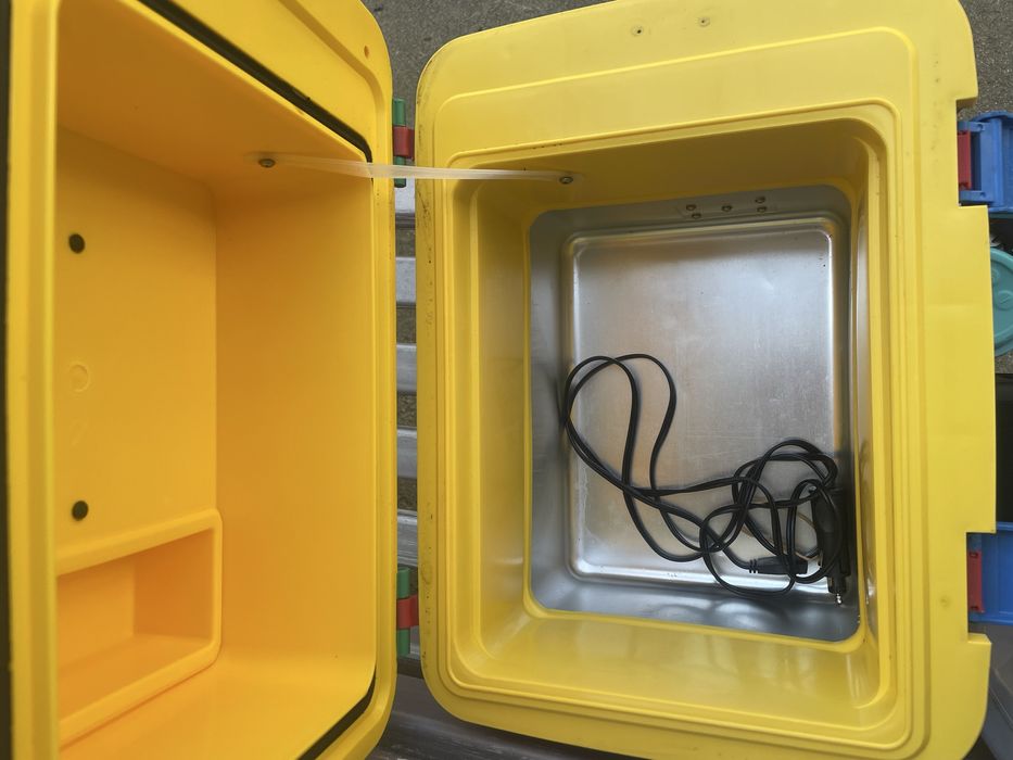 Къмпинг чанта хладилна  на ток за автомобил и р, хладилна чанта на ток