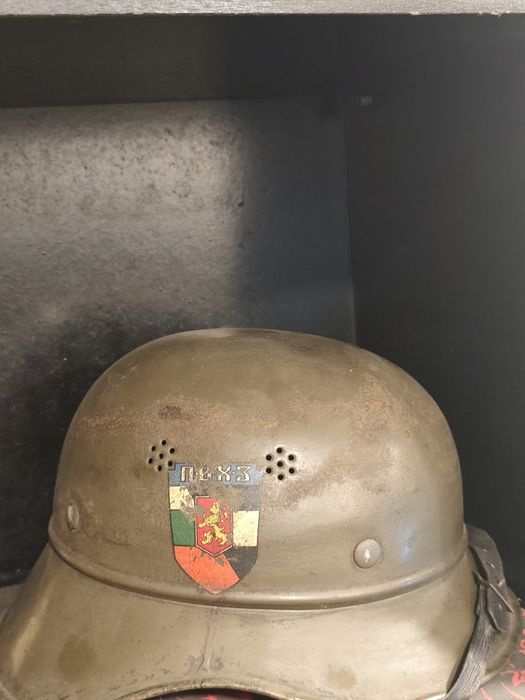 Немска военна каска (Luftschutz Gladiator RL 2) с български декал ПВХЗ