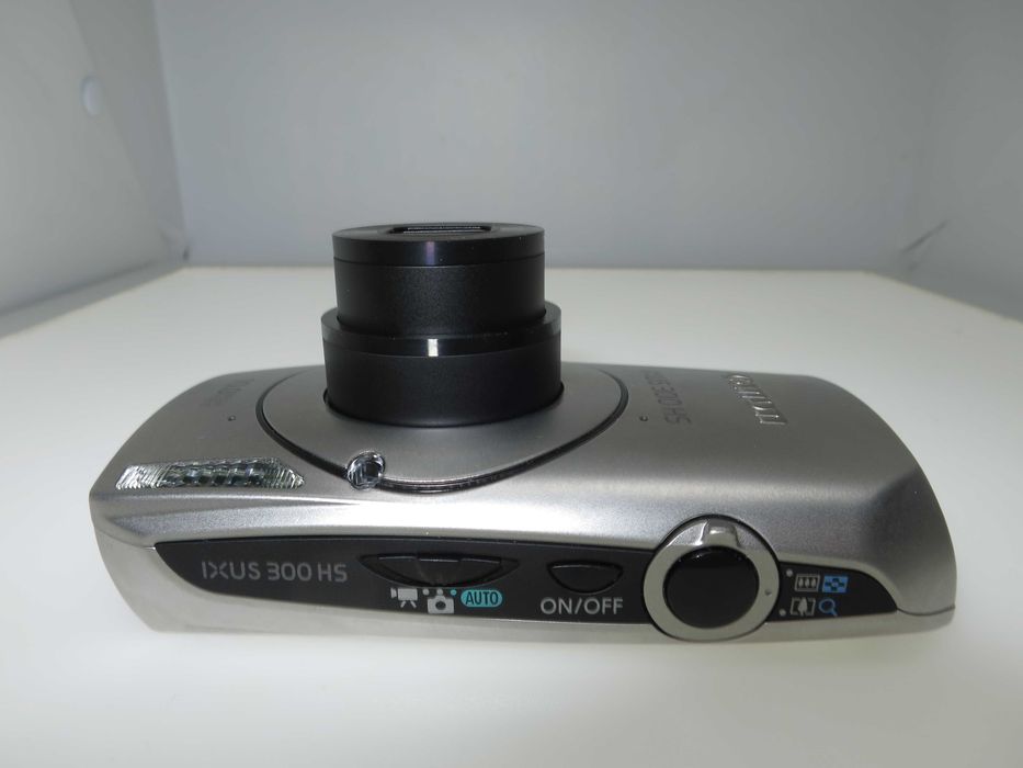 Canon IXUS 300 HS - чисто НОВ - компактен фотоапарат дигитална камера