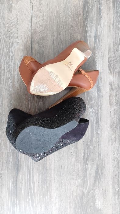 Продам женские туфли 35 размер