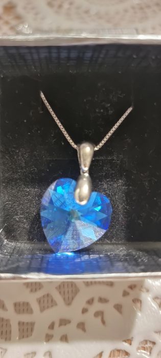 Сребърен синджир с камък Сваровски