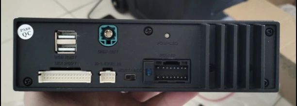 Alpine UTX-M08S Цифровой медиаплеер высокого разрешения