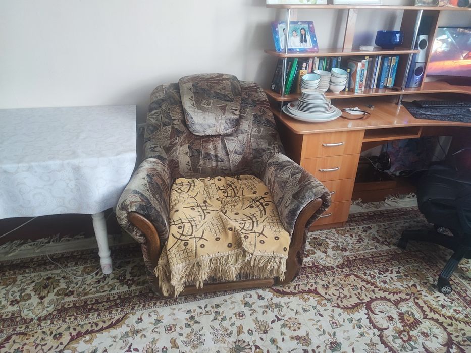 Диваны с крестом