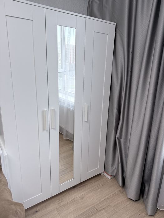 Продам Шкаф в спальню IKEA