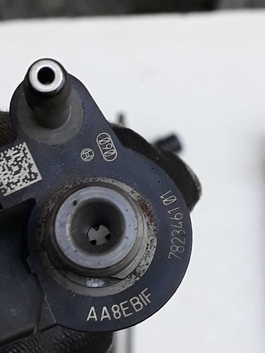 Дюзи и Помпа ГНП от BMW F10 535xd 313кс - 2015г фейслифт