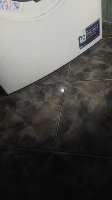 Masina de spalat noua Electrolux 7kg pret 2000ron negociabil