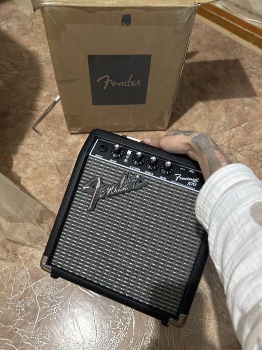 Squier Sonic Stratocaster (SSS) – Cream / Olympic White