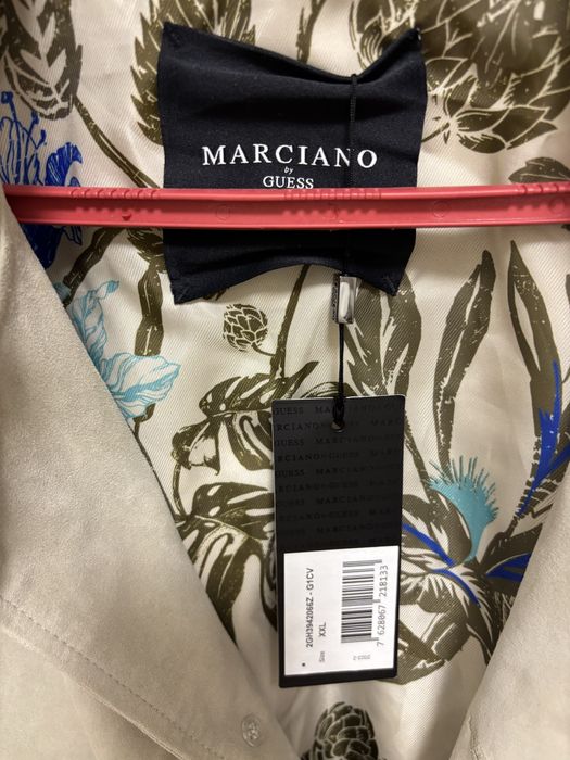 Vand geaca marciano by guess piele intoarsa bej noua