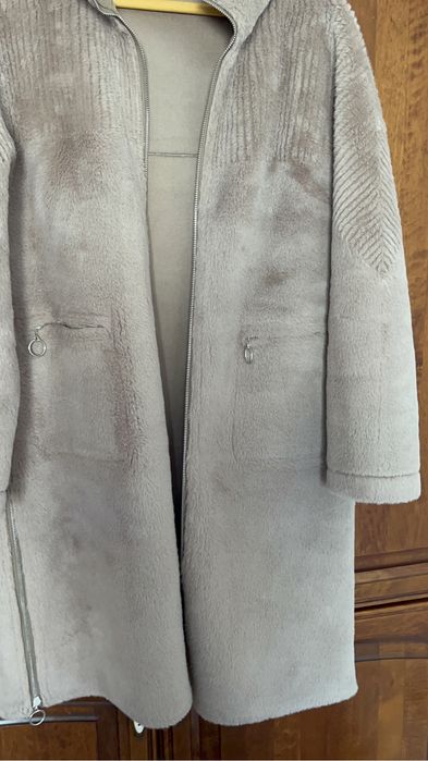 Дубленка бежевый 48