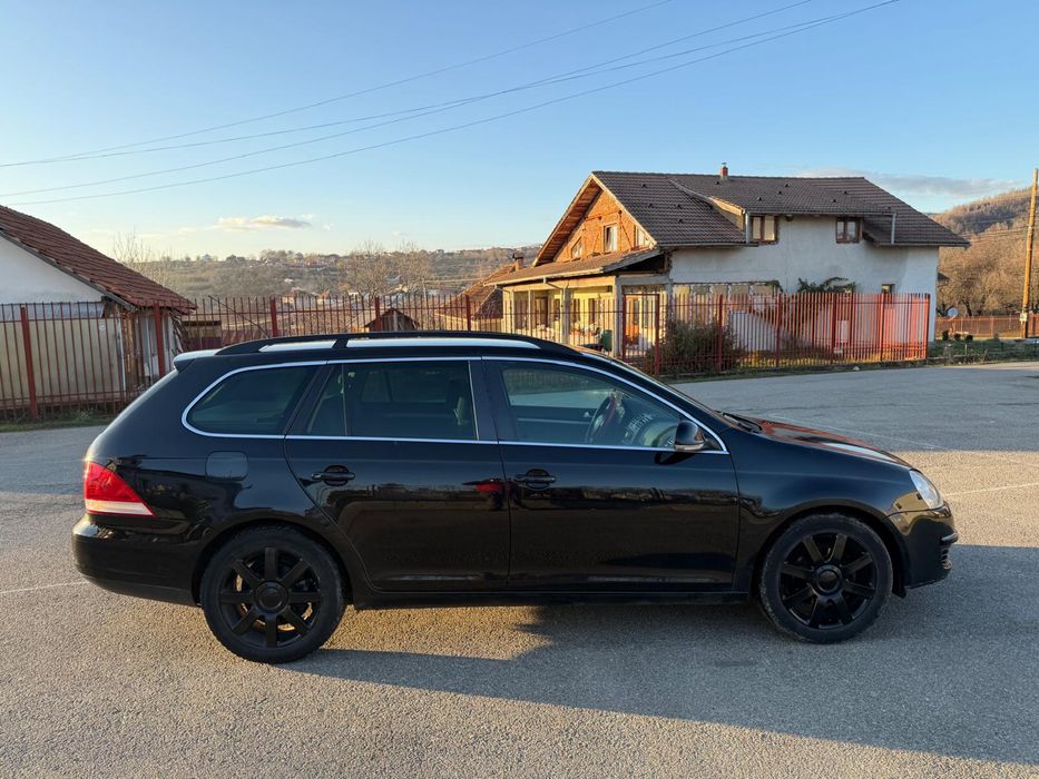 Dezmembrez Volkswagen vw Golf 5 break 1.9 BLS