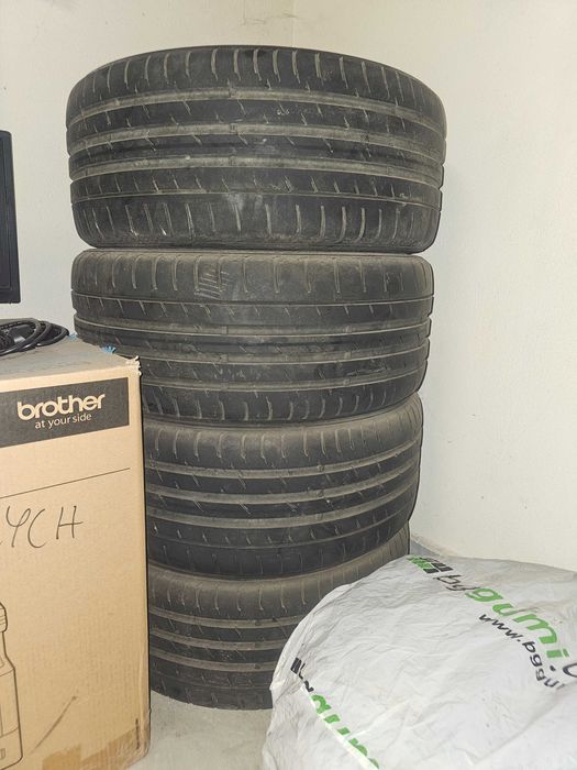 Гуми Continental 235/35/R19