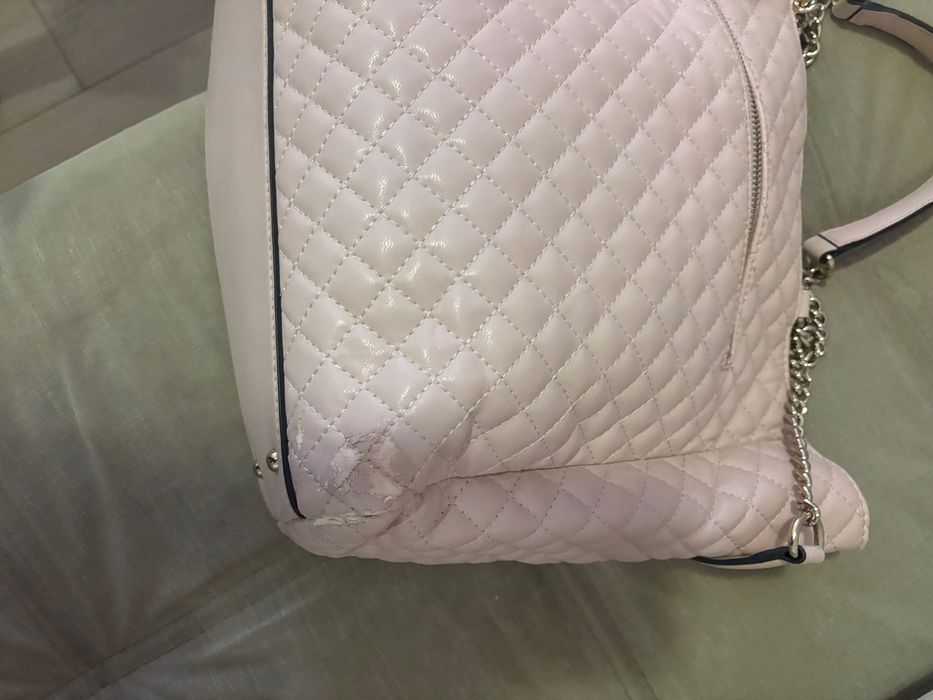 Дамска чанта Guess
