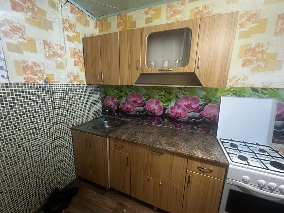 Кухонный гарнитур б/у